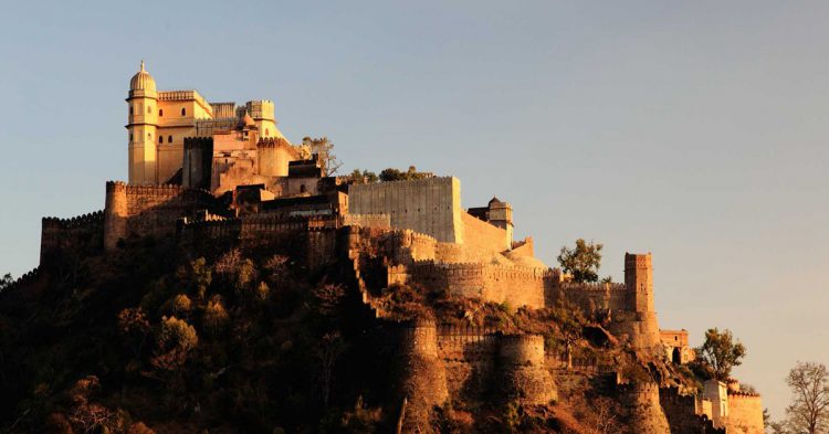 La Grande Muraille de Kumbhalgarh (Flickr)