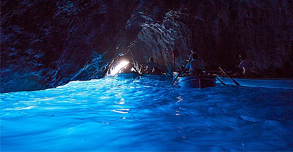 mer s'allume - Blue grotto