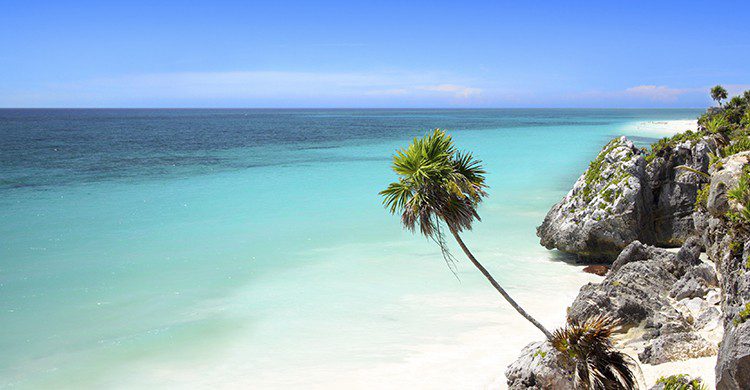 Vue sur une plage de Cancun (Istock)