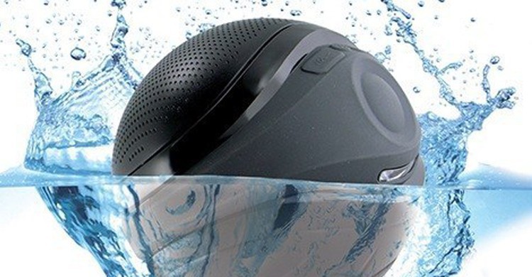 Ballon stéréo waterproof, objet parfait pour cet été (focusur)