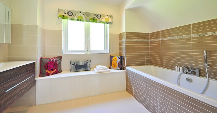 Salle de bain d'un hôtel - pixabay 