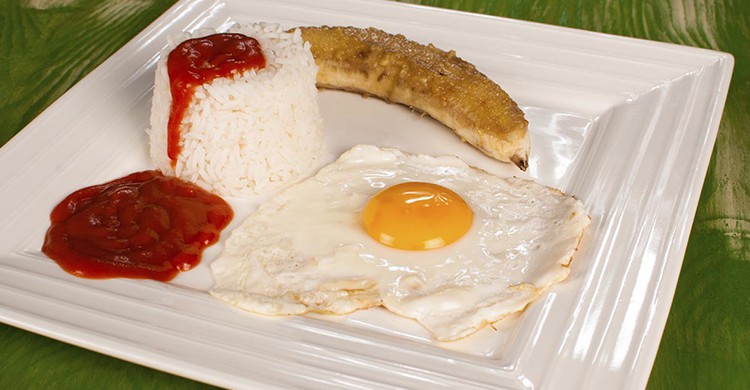 8-Arroz-a-la-Cubana-iStock