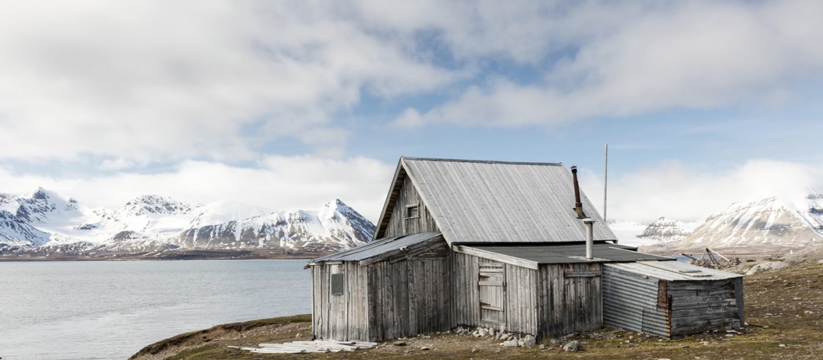 Spitzberg maison isolée - AG-ChapelHill