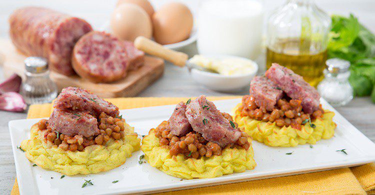 Cotechino e lenticchie - vistochebuono-it