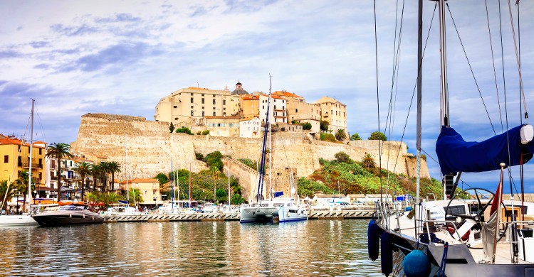 La Corse - L'île de beauté n'échappe pas à l'attraction des stars du monde entier - Istock