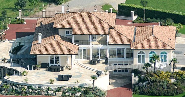 Villa d'exception & panorama unique Lyaud, Rhône-Alpes, Airbnb