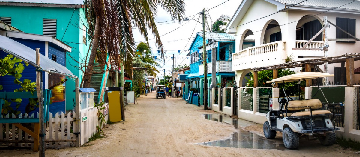 Rue principale de Caye Caulker, Belize