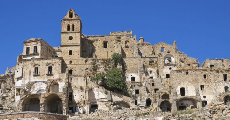 Sigue leyendo 15 lieux abandonnés à couper le souffle