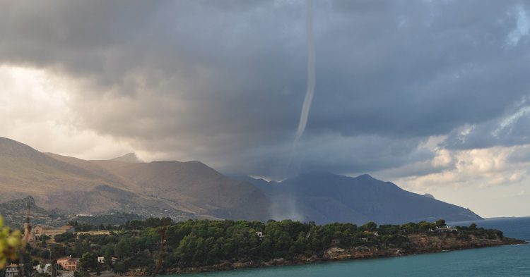 Tornade gigantesque (Flickr)