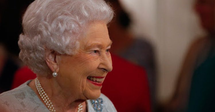 La reine d'Angleterre (Gtres)