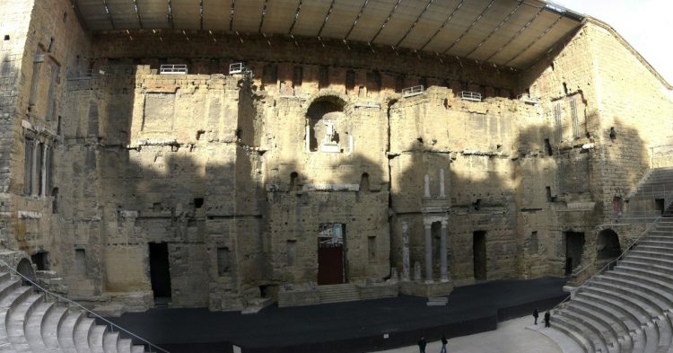 Theatre antique d'Orange (Cyril Bèle - Flickr)