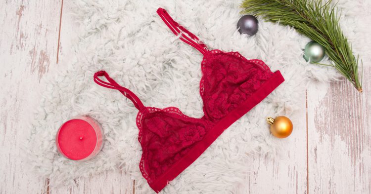 Lingerie rouge (Istock)
