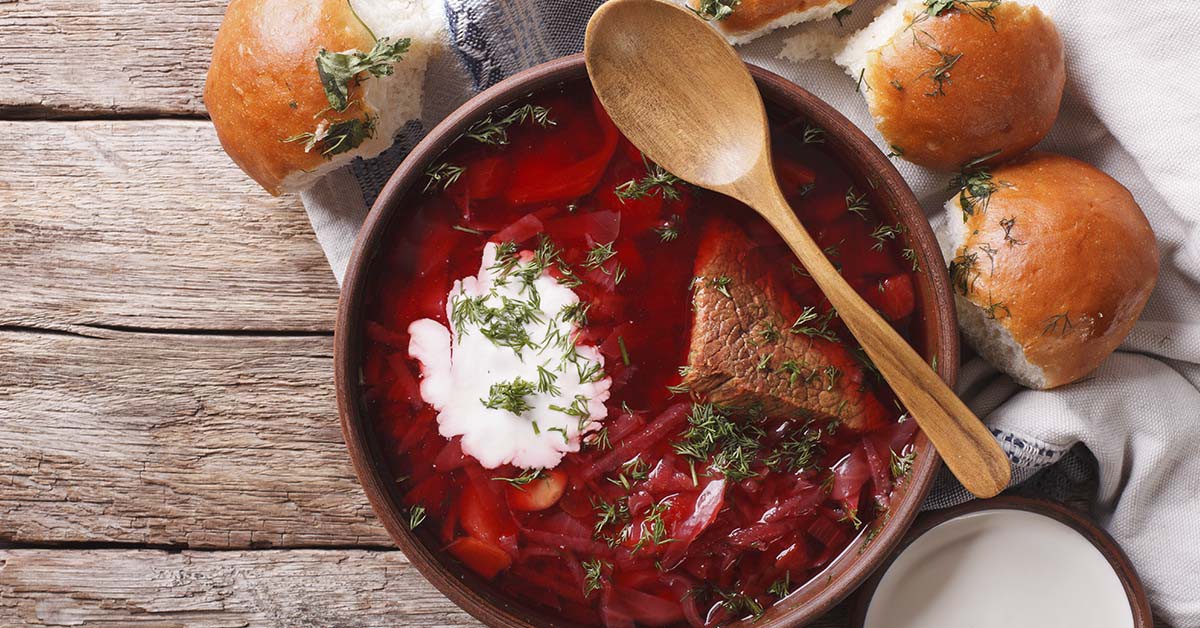 Recette Borsch : Borsch Borscht Ukrainian Sopa Zuppa Barbabietola Ajo Bollos Salo Alleko Ucraniana Varenyky Tabla Ucraniano Tastes Roja Horizo Undermount Soups Ingredientes