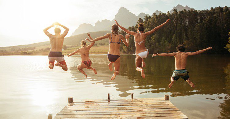 Week- end entre amis (Istock)