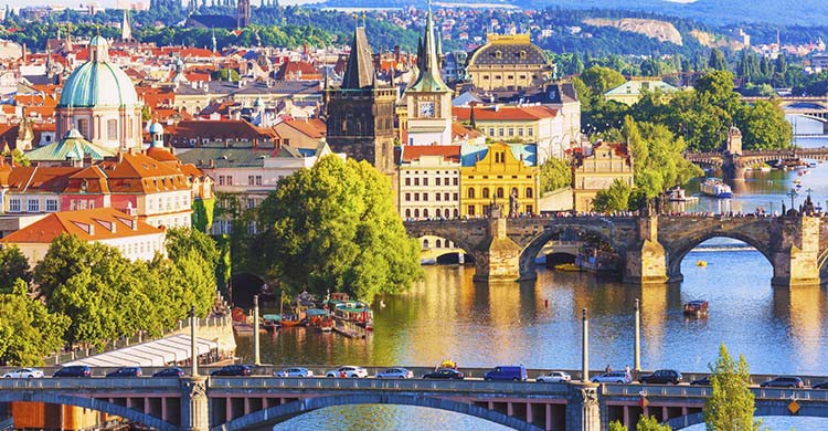 Prague (iStock)