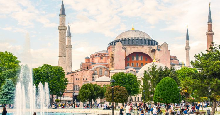 Sigue leyendo Les 10 chefs-d’œuvres architecturaux qu’il faut absolument voir avant de mourir