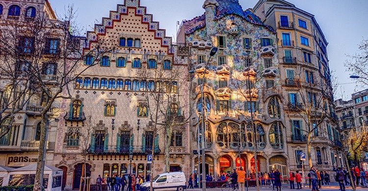Casa Amatller à gauche et Casa Batlló à Barcelone, Espagne (Istock)