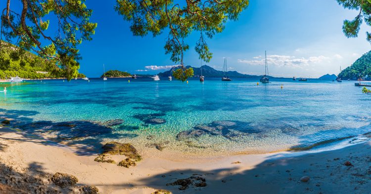 Les 8 plages naturistes à Majorque à visiter
